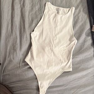 Aritzia Babaton White Sleeveless Bodysuit